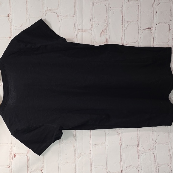 UFC Conor McGregor Black Vneck T-Shirt Irish The Notorious Womens Size Large NWT - Picture 5 of 7